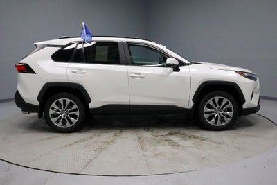 2022 Toyota RAV4 XLE Premium