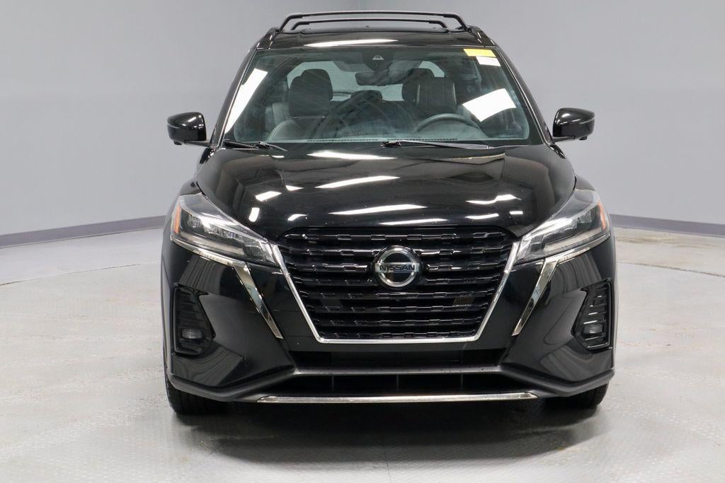 2021 Nissan Kicks SR