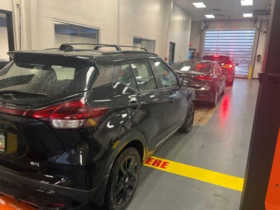 2021 Nissan Kicks SR