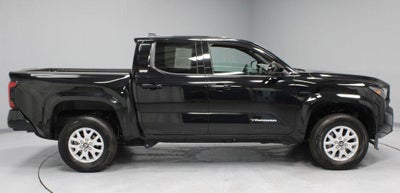 2025 Toyota Tacoma 4WD SR5