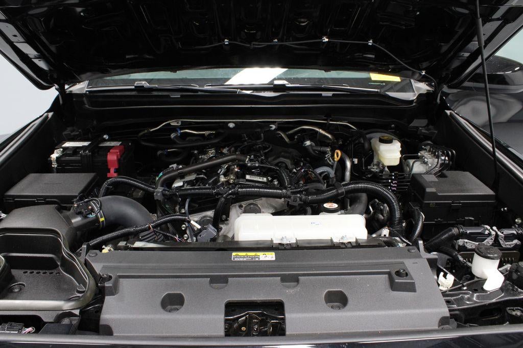 2025 Toyota Tacoma 4WD SR5