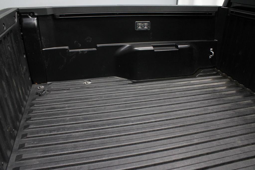 2025 Toyota Tacoma 4WD SR5