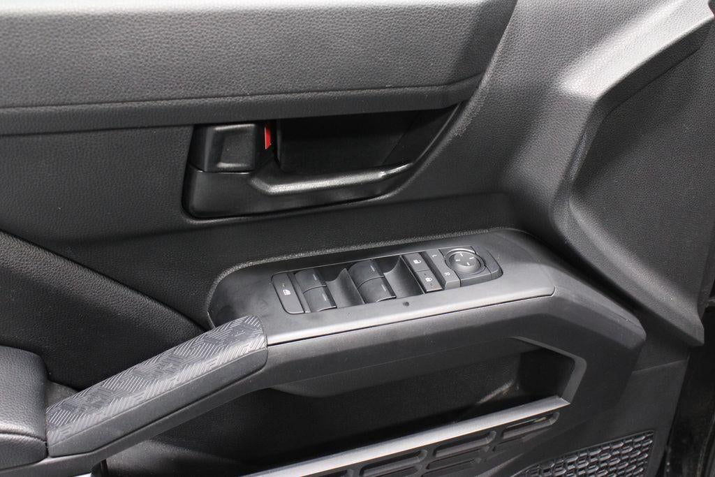2025 Toyota Tacoma 4WD SR5