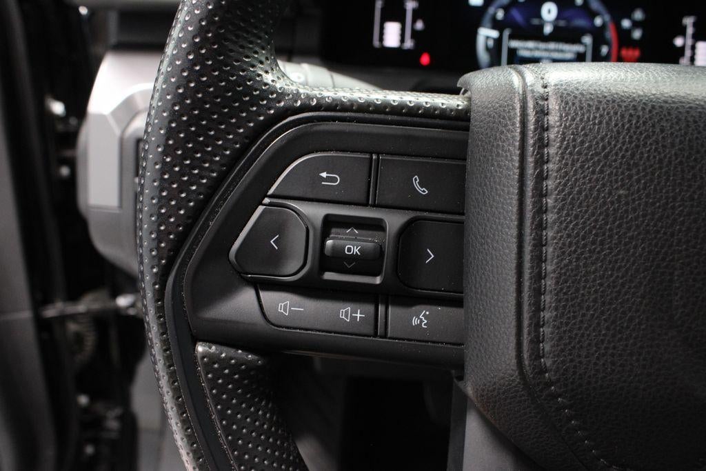 2025 Toyota Tacoma 4WD SR5