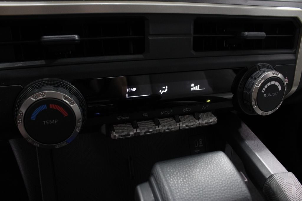 2025 Toyota Tacoma 4WD SR5