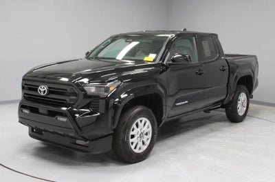 2025 Toyota Tacoma 4WD SR5