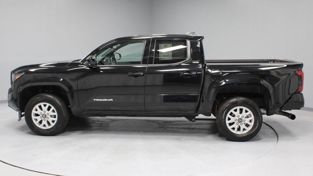 2025 Toyota Tacoma 4WD SR5