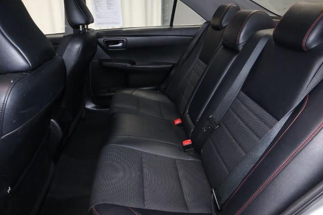 2017 Toyota Camry SE