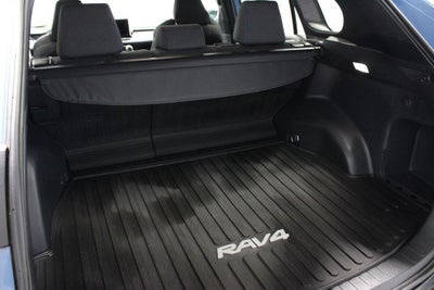 2023 Toyota RAV4 SE