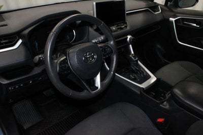 2023 Toyota RAV4 SE