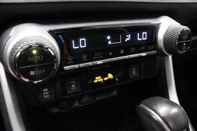 2023 Toyota RAV4 SE