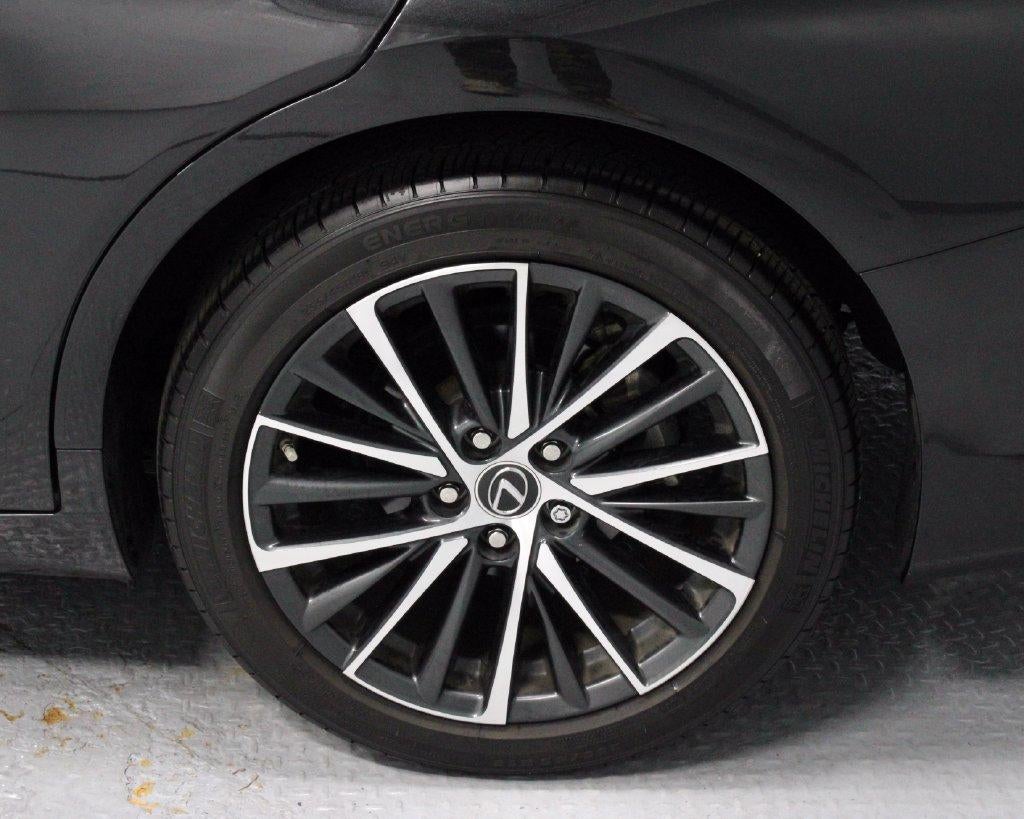 2024 Lexus ES 250 250