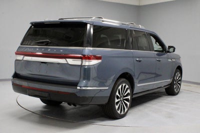 2023 Lincoln Navigator L Reserve