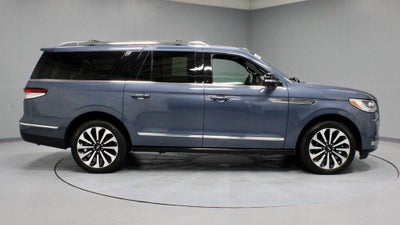 2023 Lincoln Navigator L Reserve