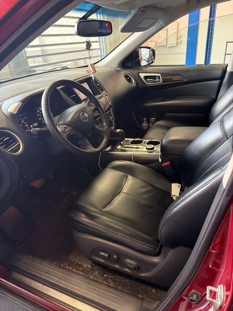 2014 Nissan Pathfinder SL
