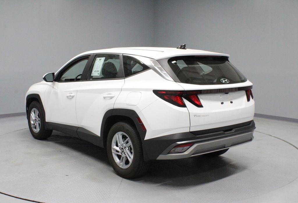 2025 Hyundai TUCSON SE