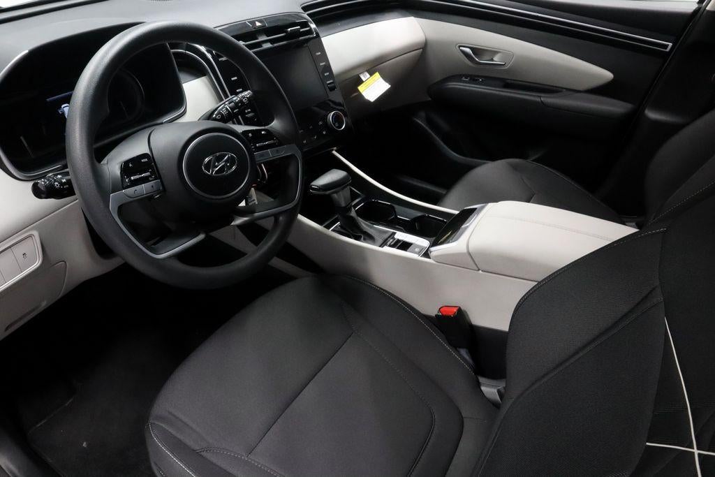 2023 Hyundai TUCSON SE