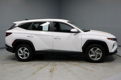 2023 Hyundai TUCSON SE