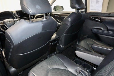 2022 Toyota Highlander Limited