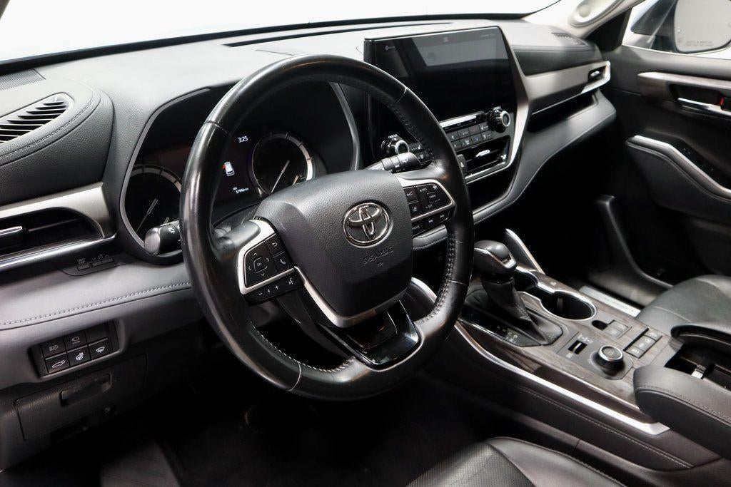 2022 Toyota Highlander Limited