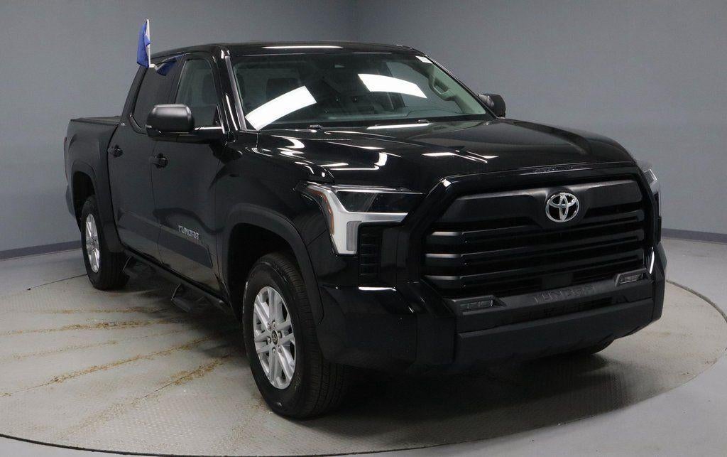 2023 Toyota Tundra 4WD SR5