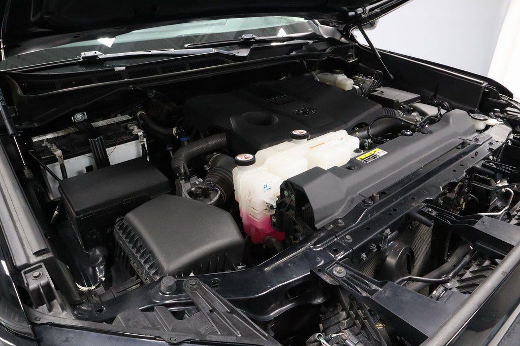 2023 Toyota Tundra 4WD SR5