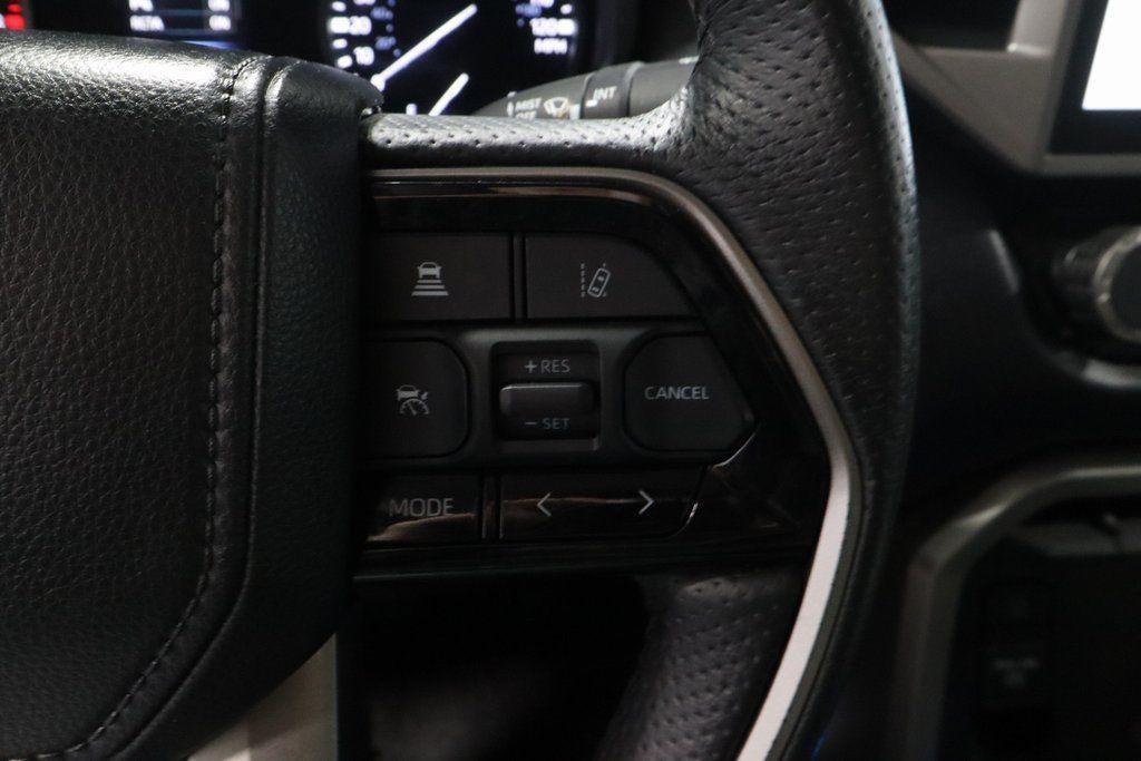 2023 Toyota Tundra 4WD SR5