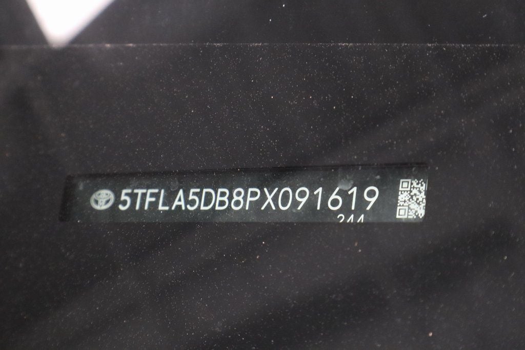 2023 Toyota Tundra 4WD SR5