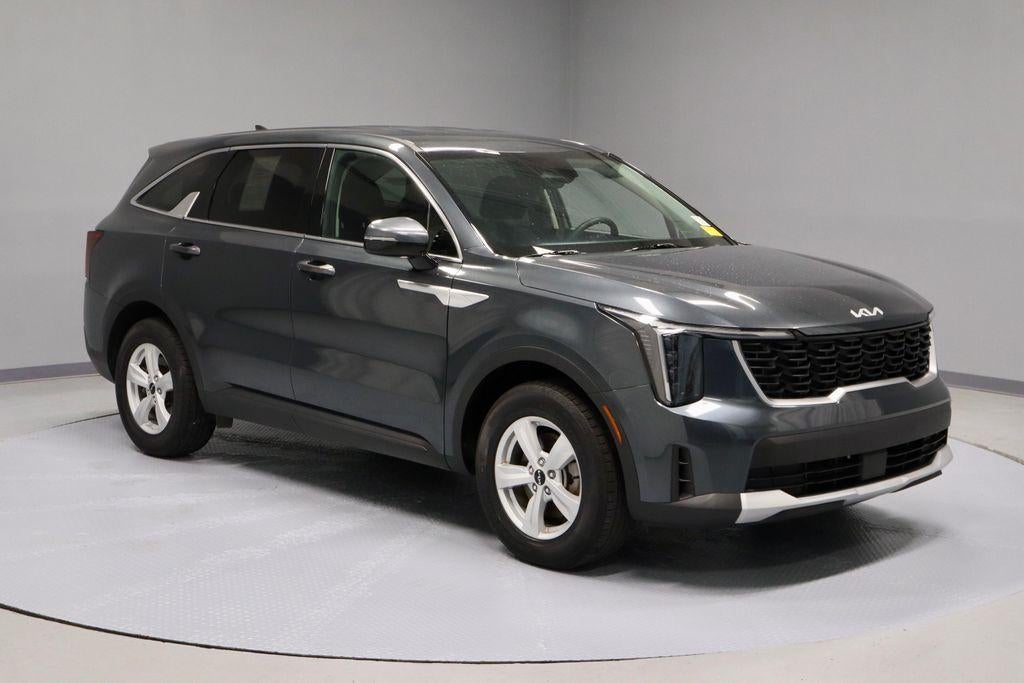 2025 Kia Sorento LX