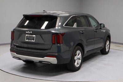2025 Kia Sorento LX