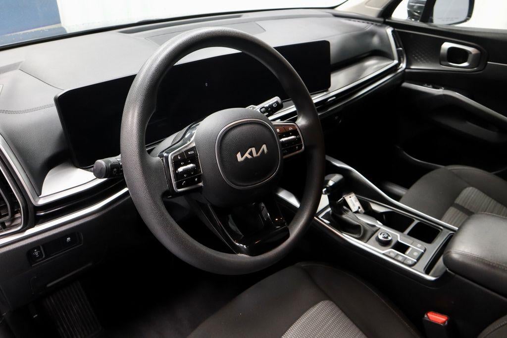 2025 Kia Sorento LX