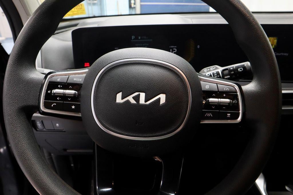 2025 Kia Sorento LX