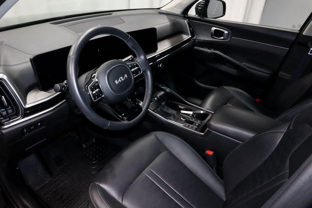2025 Kia Sorento X-Line EX
