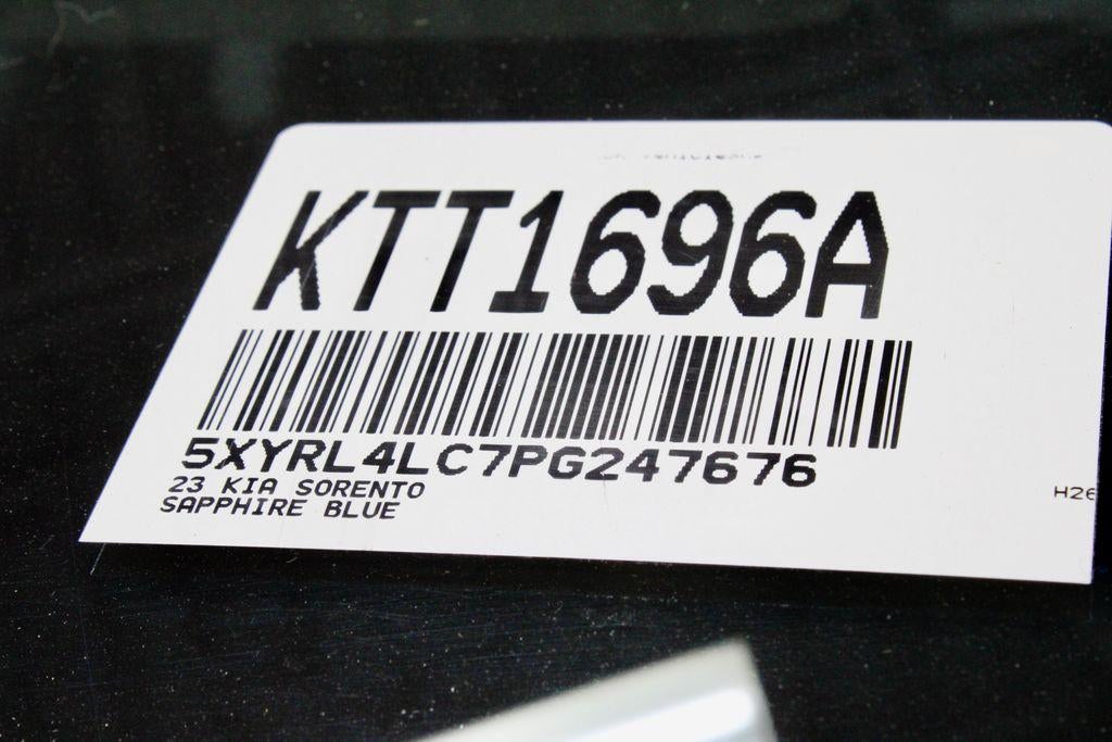 2023 Kia Sorento S