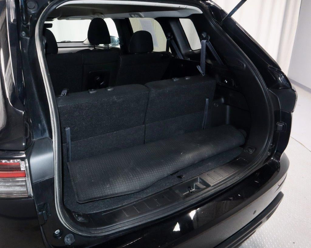 2025 Mitsubishi Outlander ES