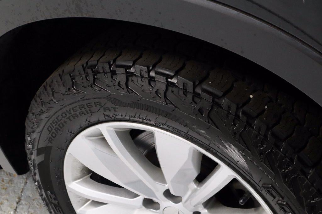 2025 Mitsubishi Outlander ES