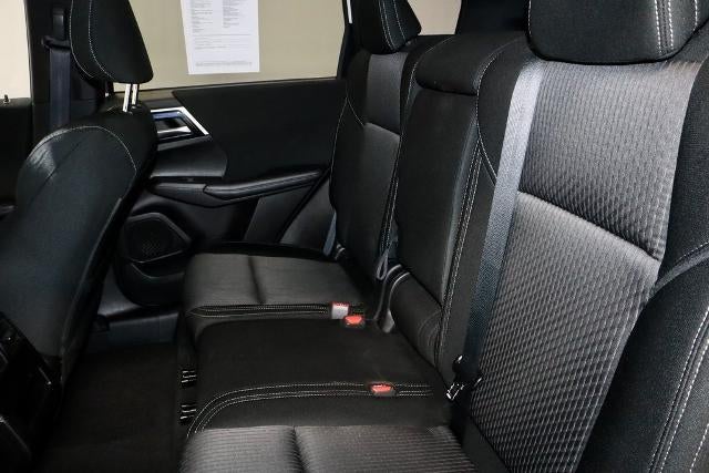 2024 Mitsubishi Outlander ES