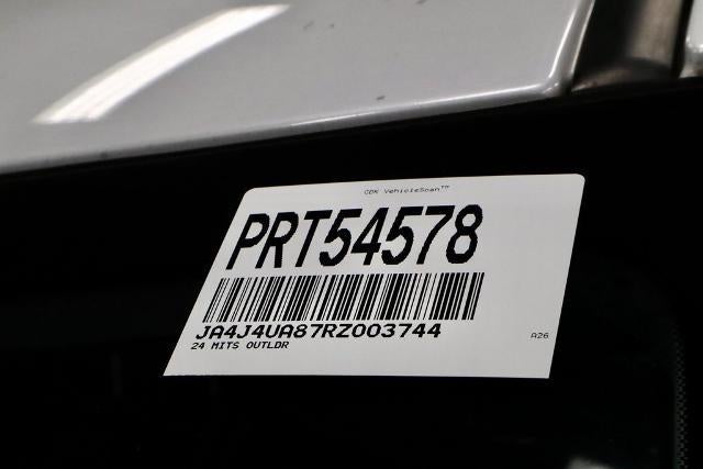 2024 Mitsubishi Outlander ES