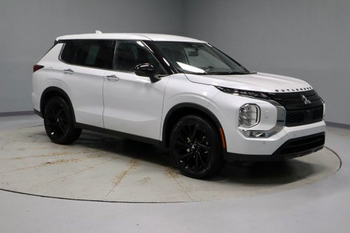 2023 Mitsubishi Outlander SE Black Edition