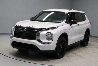 2023 Mitsubishi Outlander SE Black Edition