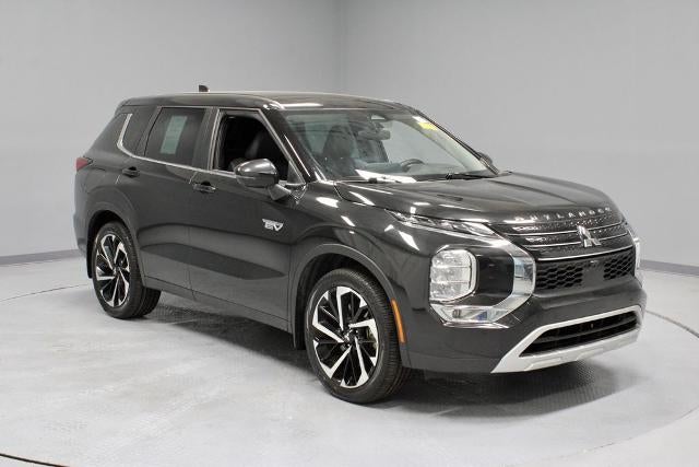 2023 Mitsubishi Outlander PHEV SE
