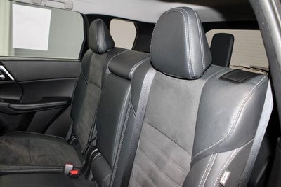 2023 Mitsubishi Outlander PHEV SE