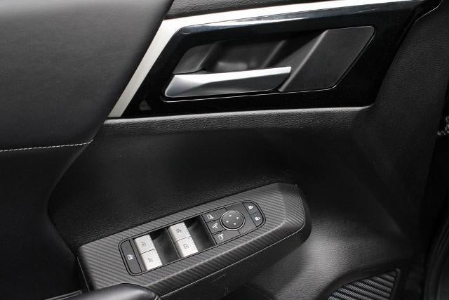 2023 Mitsubishi Outlander PHEV SE