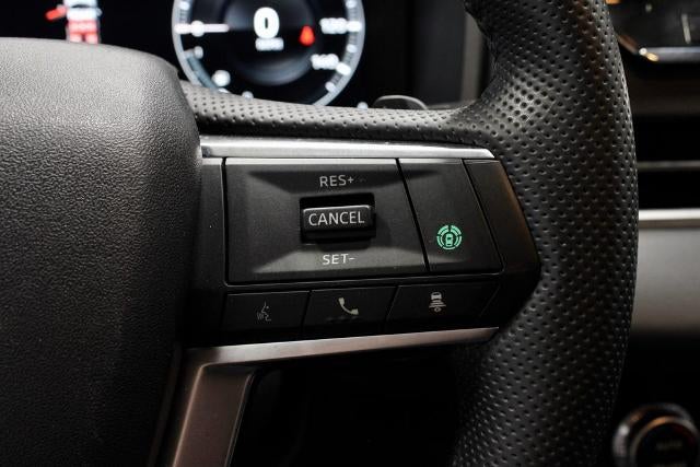 2023 Mitsubishi Outlander PHEV SE