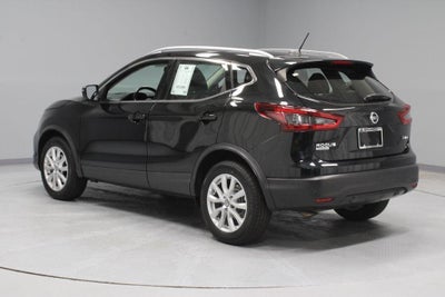 2022 Nissan Rogue Sport SV
