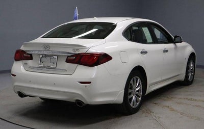 2017 INFINITI Q70 3.7X