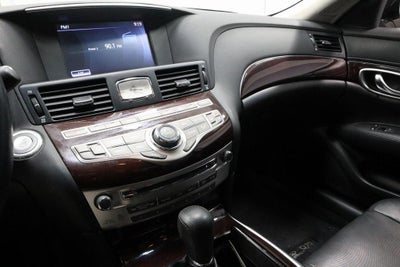 2017 INFINITI Q70 3.7X