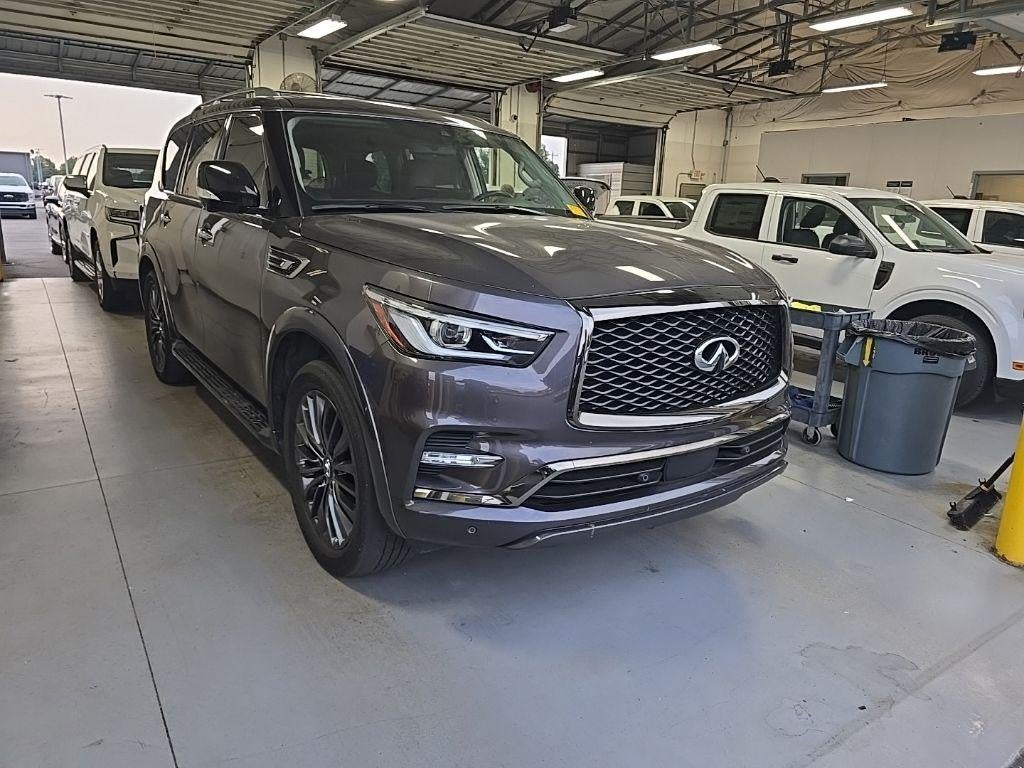 2024 INFINITI QX80 Premium Select