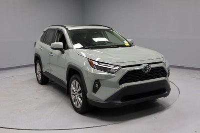 2022 Toyota RAV4 XLE Premium
