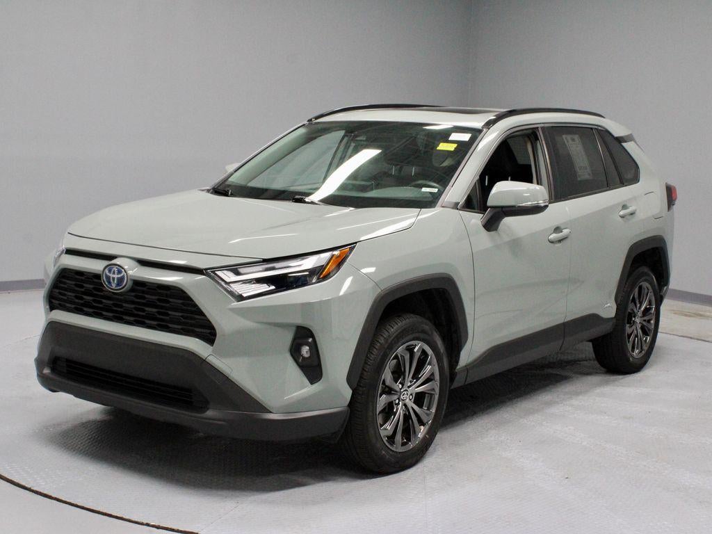 2023 Toyota RAV4 XLE Premium
